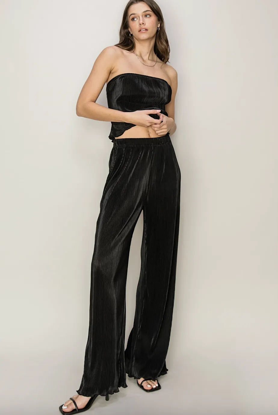 mika pleated pants