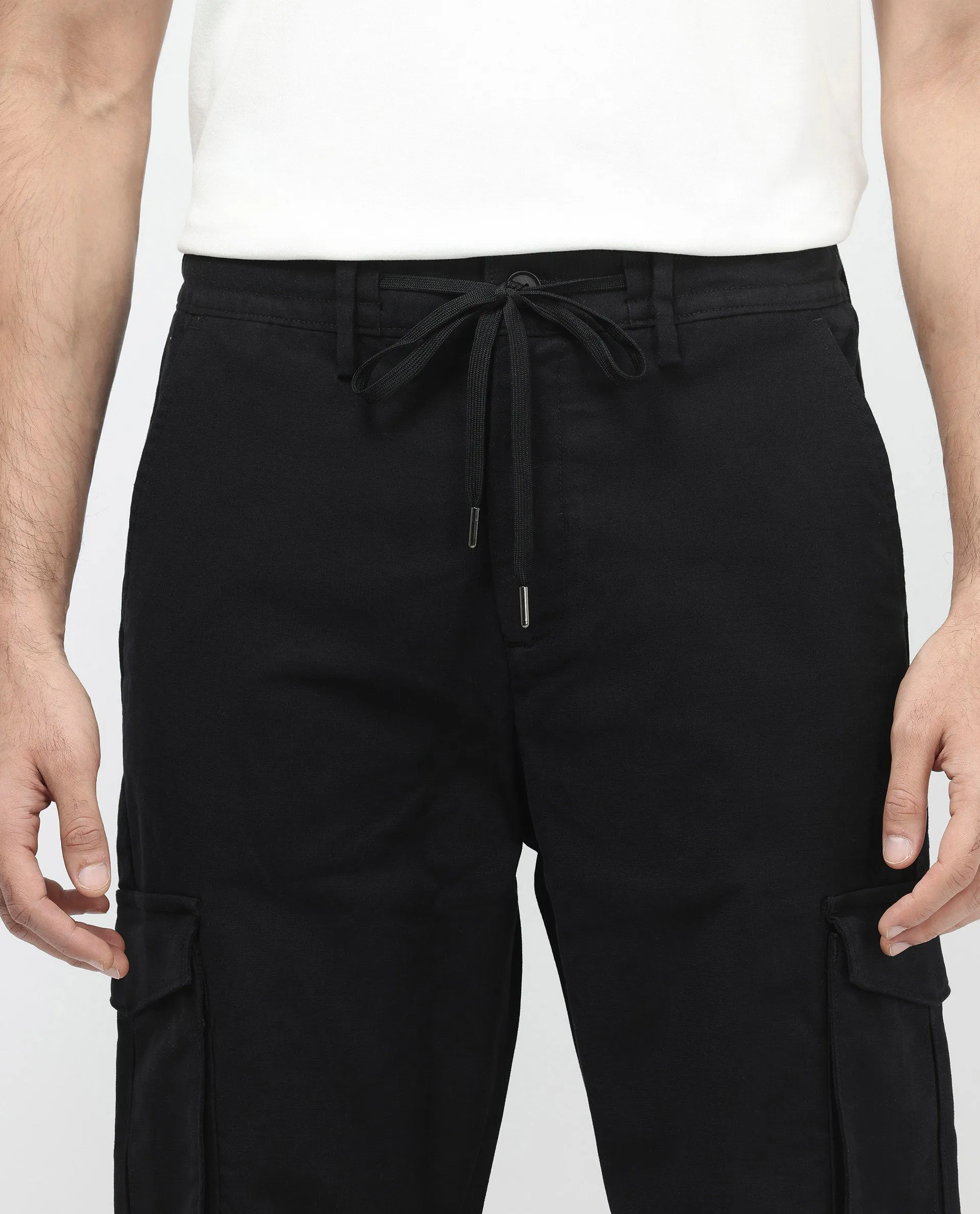 Rare Rabbit Men's Maks Black Drawstring Closure Mid-Rise Relaxed Fit Solid Trouser